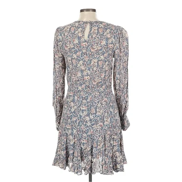 🌸 Veronica Beard Floral Mini‎ Dress — Size 10Long SleeveViscose Blend